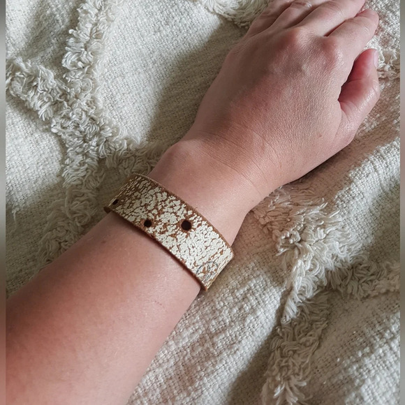Lue Leather Cuff silver tan boho rock coastal 8.5” Bracelet Upcycled - Picture 1 of 5